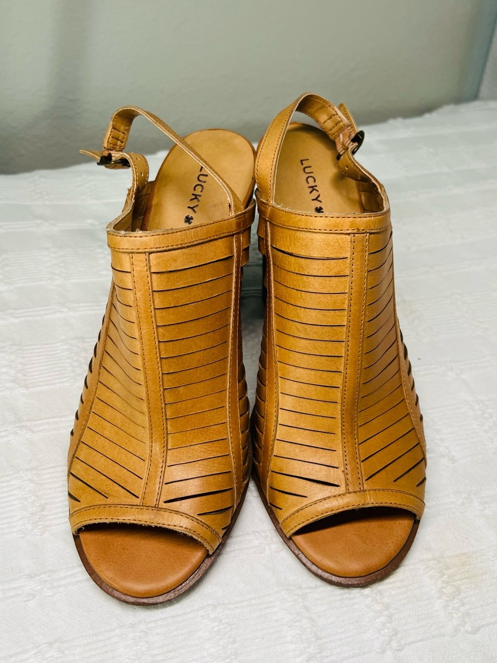 Lucky Brand beige Cutout Leather Peep-Toe Slingbacks Chunky Heels